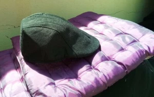 Uomo Casual Cotone-poli Basco Cappello Gatsby Piatto Coppola Golf Cabbie Baker - Foto 1 di 3