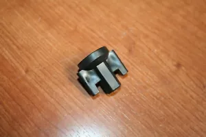 GM Headlamp Adjuster Wing Nut 10079160 99-07 Silverado 00-06 Suburban D - Picture 1 of 3