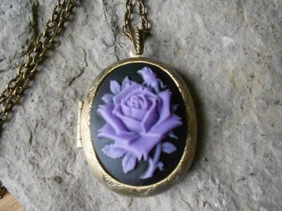 LAVENDER - PURPLE ROSE CAMEO LOCKET (ON BLACK) - ANTIQUE BRONZE, VINTAGE LOOK - Image 1 of 4