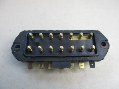 Ford Capri MK1 MK1b Fuse Box Fuse Box 72GG14A067AC - Image 1 of 4