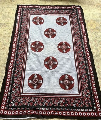 Tela Kanga Tradicional 100% Algodón Colores Brillantes Tradicional Rojo Azul Marino Foto 1 de 4