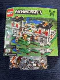 LEGO Minecraft 21127 The Fortress 100% Complete With 2/5 Instructions Good Shape
