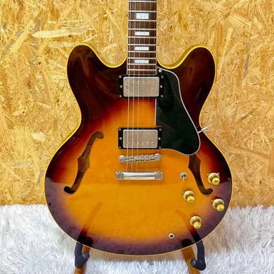 Guitarra Eléctrica Greco SA-64-70 Super Real Semiacústica Sunburst Foto 1 de 4