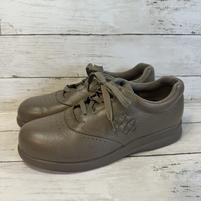 Women’s PW MINOR Shoes Taupe Orthopedic Diabetic Size 9 - Image 1 of 4