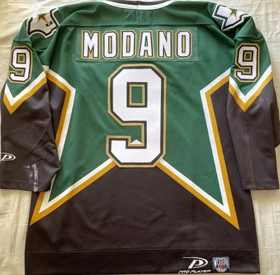 Mike Modano Dallas Stars 2000 Stanley Cup Finals Pro Player black & green jersey - Image 1 of 2