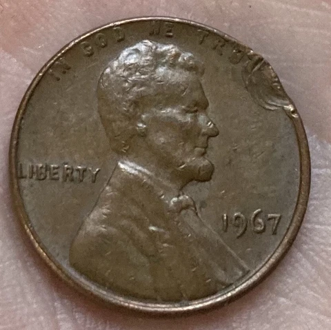 1967 RARE NO mint mark & Liberty L on edge Rim Chip ERROR Lincoln Penny Cover