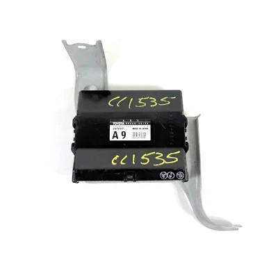 ✅ 2001-2003 Toyota Highlander ABS тормоз управления модуль ECU OEM с кронштейном - Изображение 1 из 3