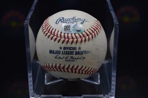 Yoshi Tsutsugo 2020 Game Used Single Career Hit #2 MLB Authenticated Baseball - Bild 1 von 2
