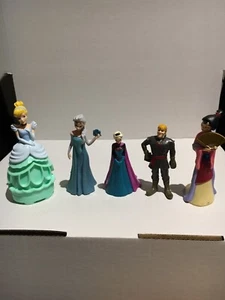 5x Small Disney Figures (2-6) - Picture 1 of 4