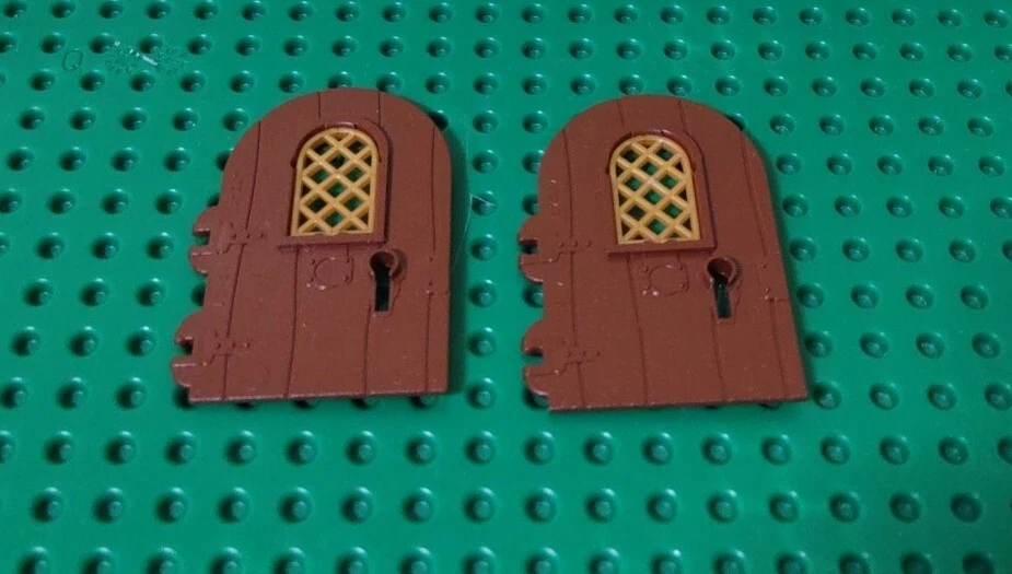 LEGO Harry Potter Castillo Puerta Marrón Tapa Redonda Sin Reforzar con Panel Dorado 40241 Foto 1 de 1