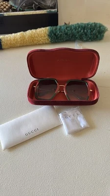 Gafas de sol de gran tamaño Pre Loved Gucci Foto 1 de 4