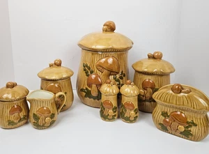 Vintage Mushroom Canister Set Salt And Pepper Shaker With Napkin Holder 8 Piece - Picture 1 of 22
