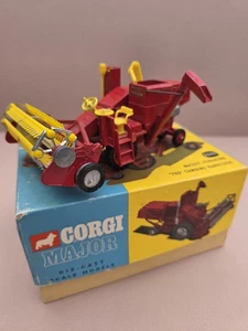 Vintage Corgi Major Toys No. 1111 - Massey-Ferguson 780 Combine Harvester. Boxed - Picture 1 of 10