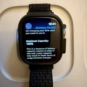 Apple Watch Ultra 49mm (GPS + Cellular) - Excellent Condition - Zdjęcie 1 z 9