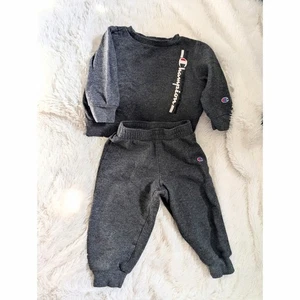 Champion Dark Gray Sweatsuit Jogger Bottoms Pullover Sweatshirt Size 24 Months - Picture 1 of 7