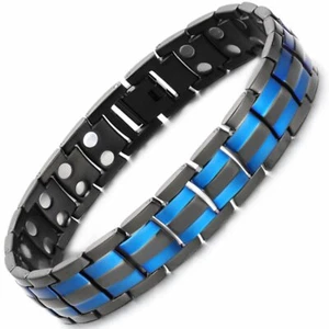 Pulsera magnética azul y negra hecha de titanio | Caja de regalo gratis y entrega en Reino Unido - Imagen 1 de 5