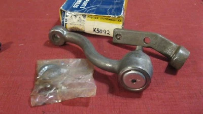 New 1963-1964 Oldsmobile idler arm, w/ Saginaw, all ex F85, Moog,USA! - Image 1 of 2