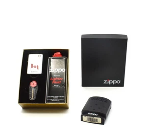 Zippo Kit Zippo Canada+Ricarica+Pietre+Astuccio USA Regalo Kit Reg + Canadaflag - Foto 1 di 14