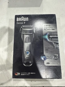 Braun Series 7 790CC-7 Rechargeable Electric Shaver With CLEANING STATION NIB - Picture 1 of 4