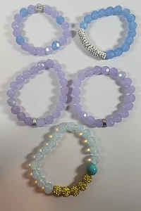 Lote Surtido De 5 Pulseras Con Cuentas Azul Púrpura Joyería Hecha A Mano - Imagen 1 de 7