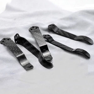 Clip trasero de bolsillo de fibra de carbono para cuchillo Spyderco C81 Paramilitary 2 C223 C11 C10 - Imagen 1 de 7