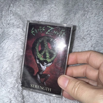Enuff Z Nuff, Strength, Cassette Tape 1991 Foto 1 de 2