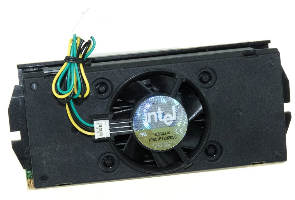 INTEL PENTIUM III SL454 700MHz SLOT1 + COOLER - Immagine 1 di 2