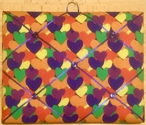 French Bulletin Board Photo Memo Multicolor Heart Print 9.4 x 11.8 inch - Picture 1 of 3