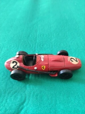 Modellino automobilina BRUMM N° 44 ANNI 70 FERRARI 500 F.2 1952 IN BOX. - Immagine 1 di 4