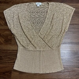 Ann Taylor LOFT Petites V-Ausschnitt SS Gold Pointelle Strick Surplice durchsichtig Top Gr. LP - Bild 1 von 6