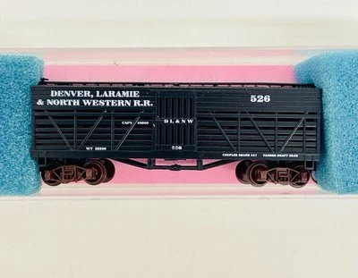 Roundhouse N Denver Laramie & North Western 36' OT Stock Car Built Kit 8783 - Image 1 of 4
