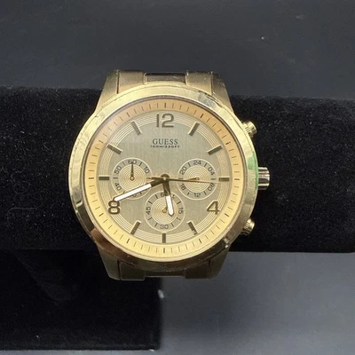 MANS GUESS CHRONOMETER WRIST WATCH - Image 1 of 4