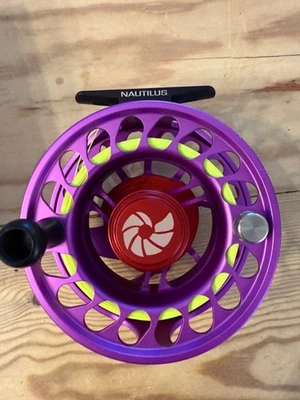 NAUTILUS CCF-X2 6/8 FLY REEL PURPLE HAZE - Image 1 of 4