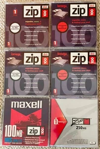 Iomega & Maxell Zip Disk Cartridges in Case - Five 100MB and One 250MB - Photo 1/2