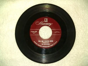 45 RPM Mercury 70030 The Gaylords "Tell Me You're Mine" "Cuban Love Song" - Picture 1 of 4