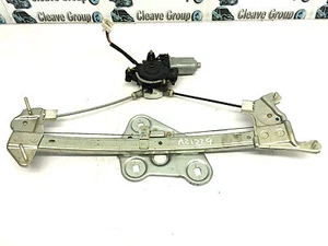 Mecanismo de bobinadora de puerta lateral del conductor Toyota Celica usado y motor 1999-2005 diestro - Imagen 1 de 2