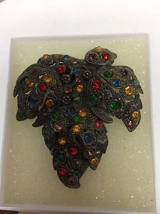 VINTAGE LITTLE NEMO SIGNED LEAF ART NOUVEAU DECO RHINESTONE DRESS CLIP - Picture 1 of 3