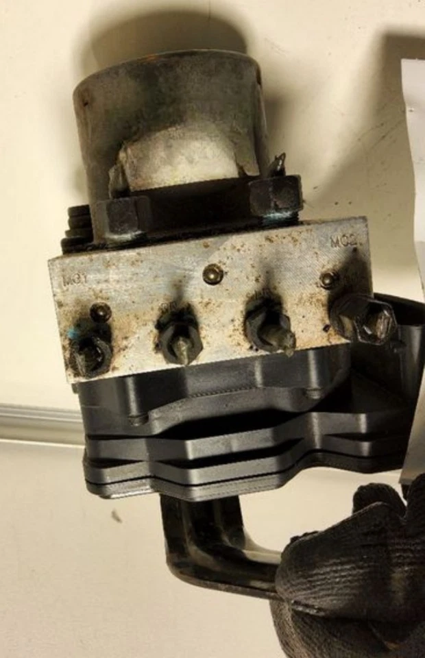 2011-2012 Hyundai Sonata 2.4L Hybrid ABS Anti-Lock Brake Pump Assembly OEM Foto 1 de 4