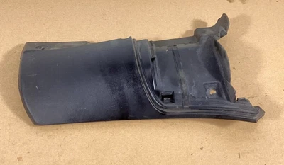 Porsche Cayenne 2008-2010 moldura de puerta trasera derecha 7L5807548A OEM. Foto 1 de 4