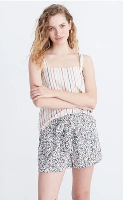 Pantalones cortos Madewell con cordón drapeado Blossom Vines grandes complejo de vacaciones Foto 1 de 4