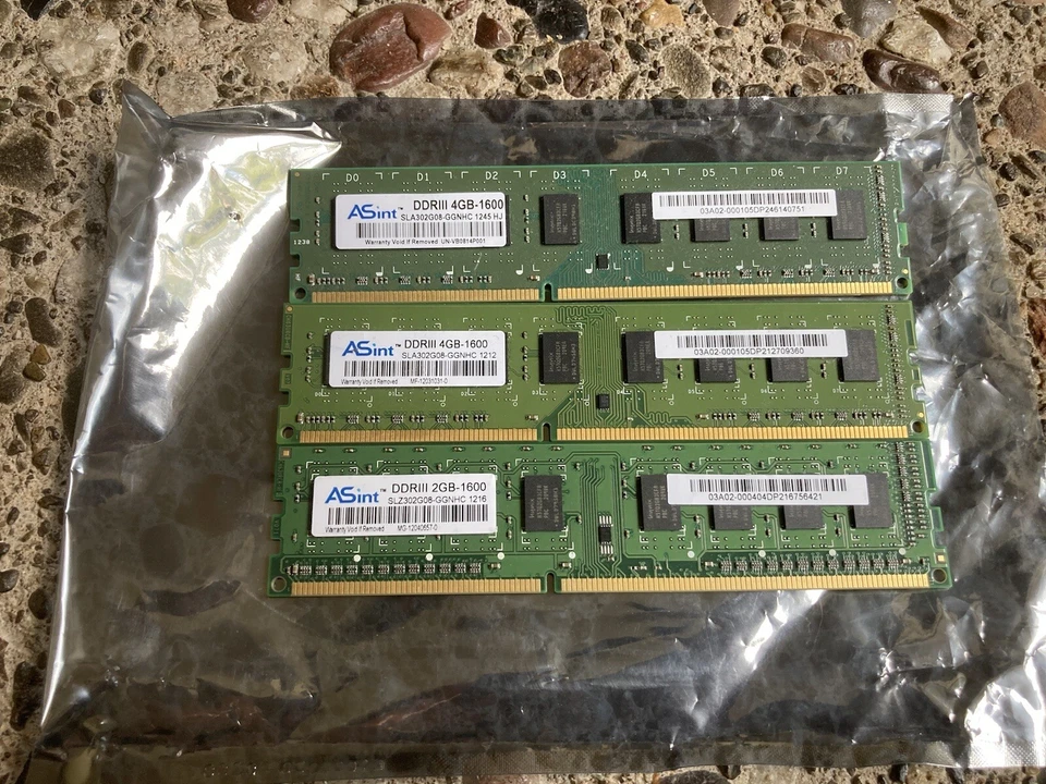 Kit of 10GB 2x4GB 1x2GB ASint SLA302G08-GGNHC PC3-12800 DDR3 240Pin Desktop RAM - Image 1 of 2