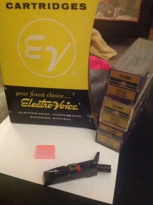 Electro-Voice EV 5109 Aguja Cartrdige Astatic 367 1186D Tetrad 6-31S-M6 Foto 1 de 4