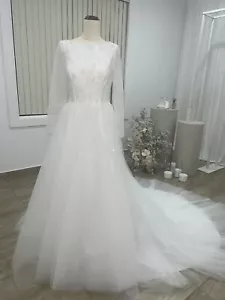 Custom Made Wedding Dress - Size 8 - 10 Worn Once - Picture 1 of 11