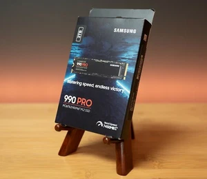 Samsung 990 PRO 2TB Internal SSD M.2 PCle Gen 4x4 NVMe New Sealed MZ-V9P2T0B/AM - Photo 1/2
