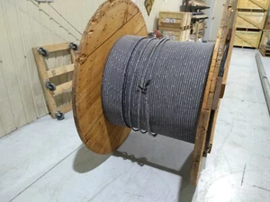 Corning Cable Systems 012KWZ-14130A20 Optical Fiber Cable Spool of 1000 Ft + - Picture 1 of 8