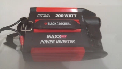 Black & Decker MAXX SST Power Inverter VEC-1045BD 200W 1.74A 115V-AC 12V-DC 60Hz - Image 1 of 4
