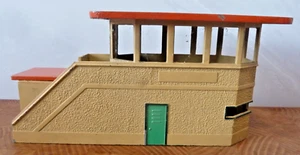 Hornby-Dublo Signal Box Cabin Unnamed 00 Guage Railway Meccano - Picture 1 of 5