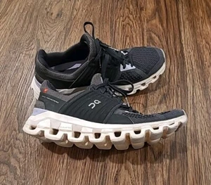 Scarpe da corsa donna ON Cloudswift magnetiche nero/viola lavanda taglia 6,5 - Foto 1 di 10