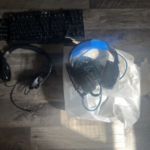 Gaming Gear Lot - Picture 1 of 8