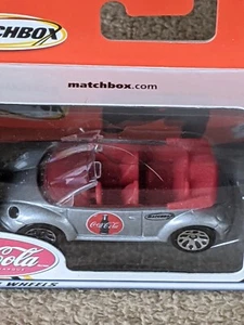MATCHBOX COCA-COLA PLATA VW ESCARABAJO CONVERTIBLE EN CAJA LANZAMIENTO 2002 ENVÍO GRATUITO A EE. UU. - Imagen 1 de 3